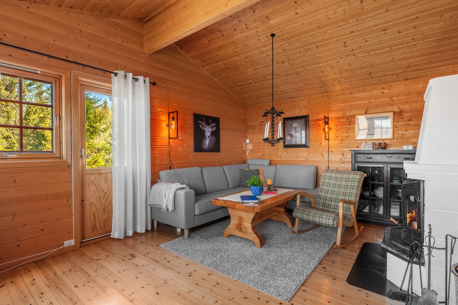Stue/kjøkken på ca. 31 kvm. Galleribilde