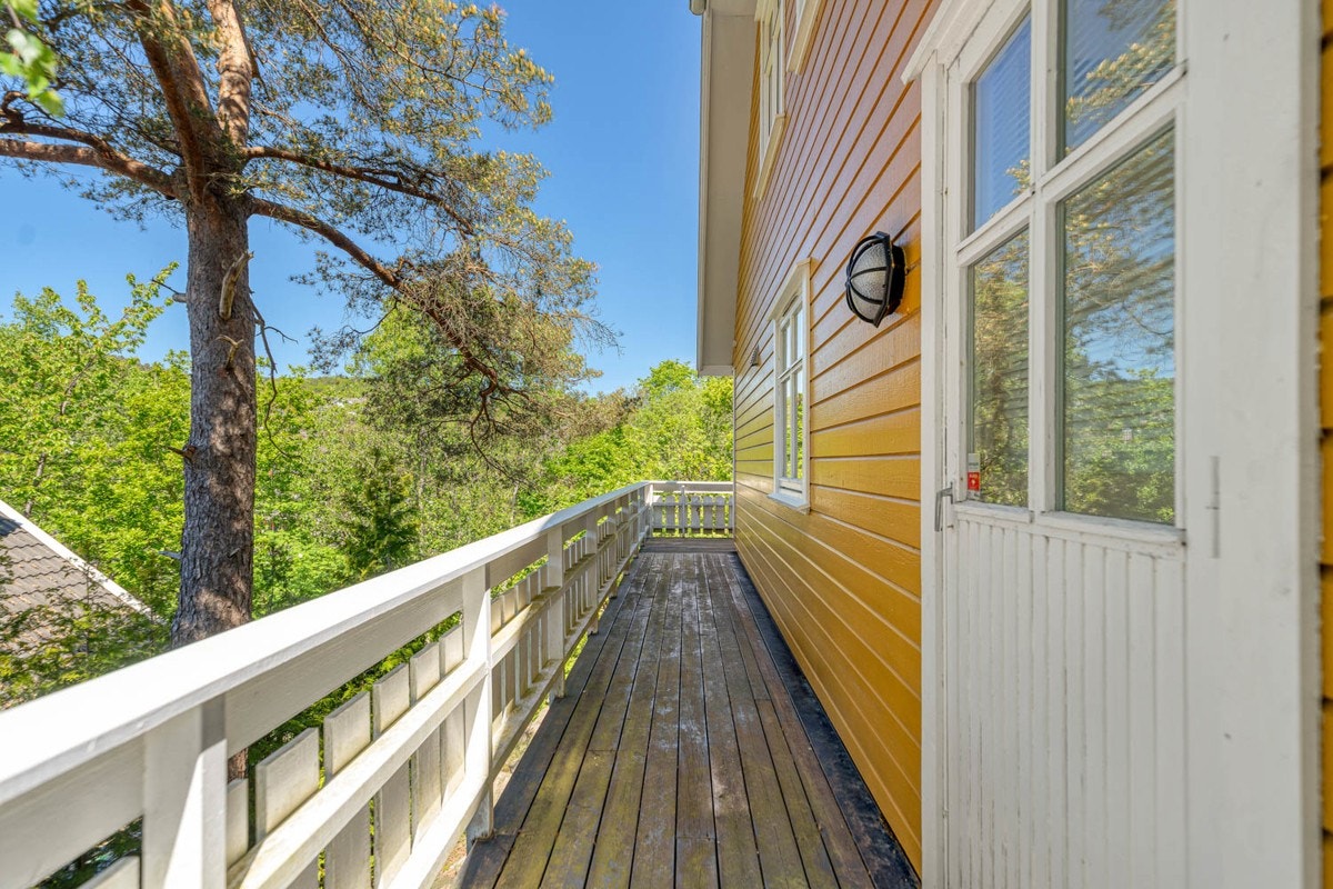 Veranda ut fra 2 etg. Galleribilde