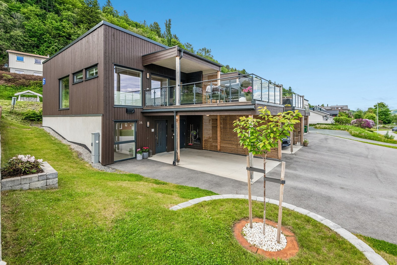 Velkommen til Eidsbotnvegen 39 A! Foto: EFEKT, (Hamish Gray) Galleribilde