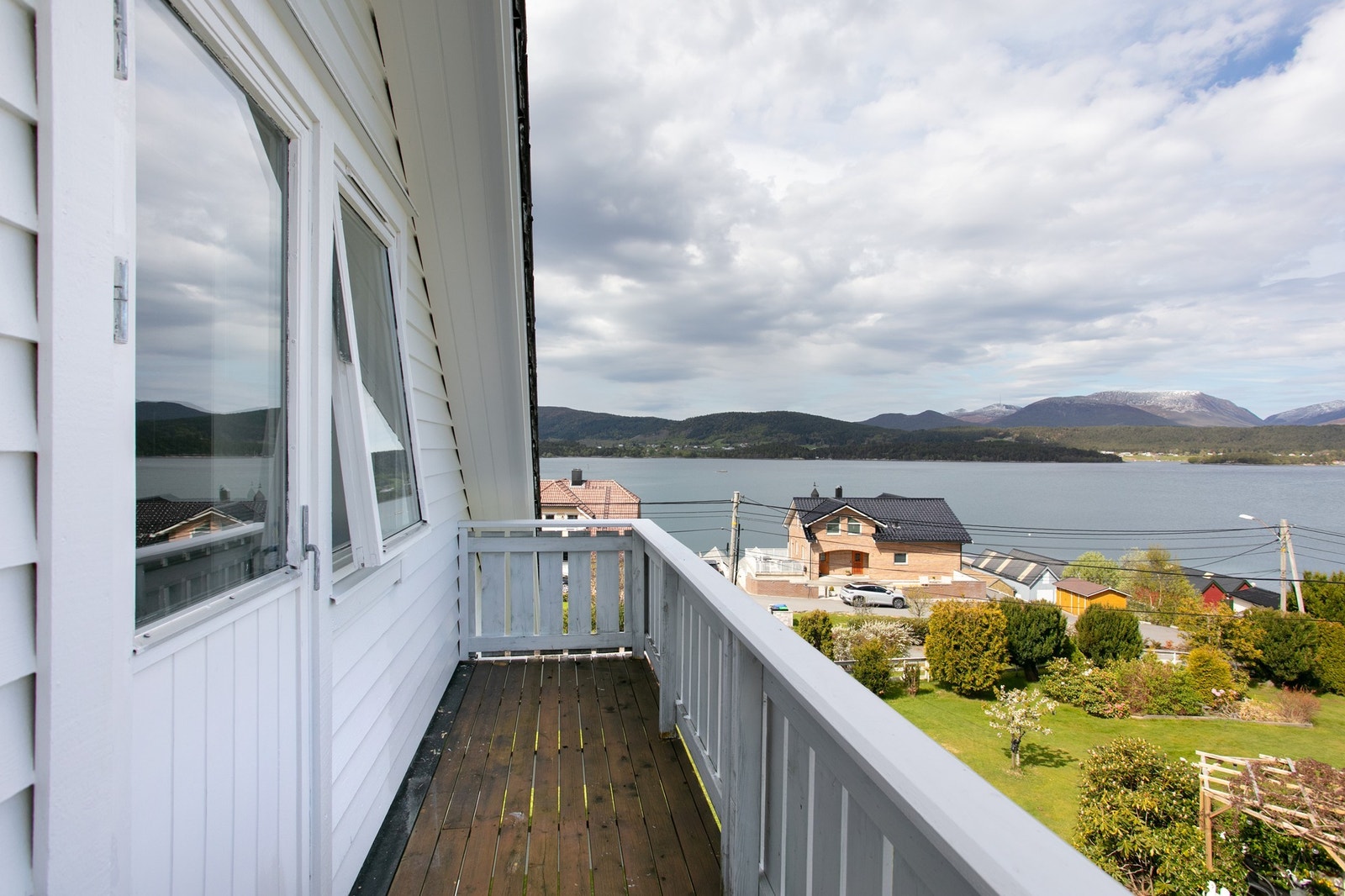 Veranda mot øst Galleribilde