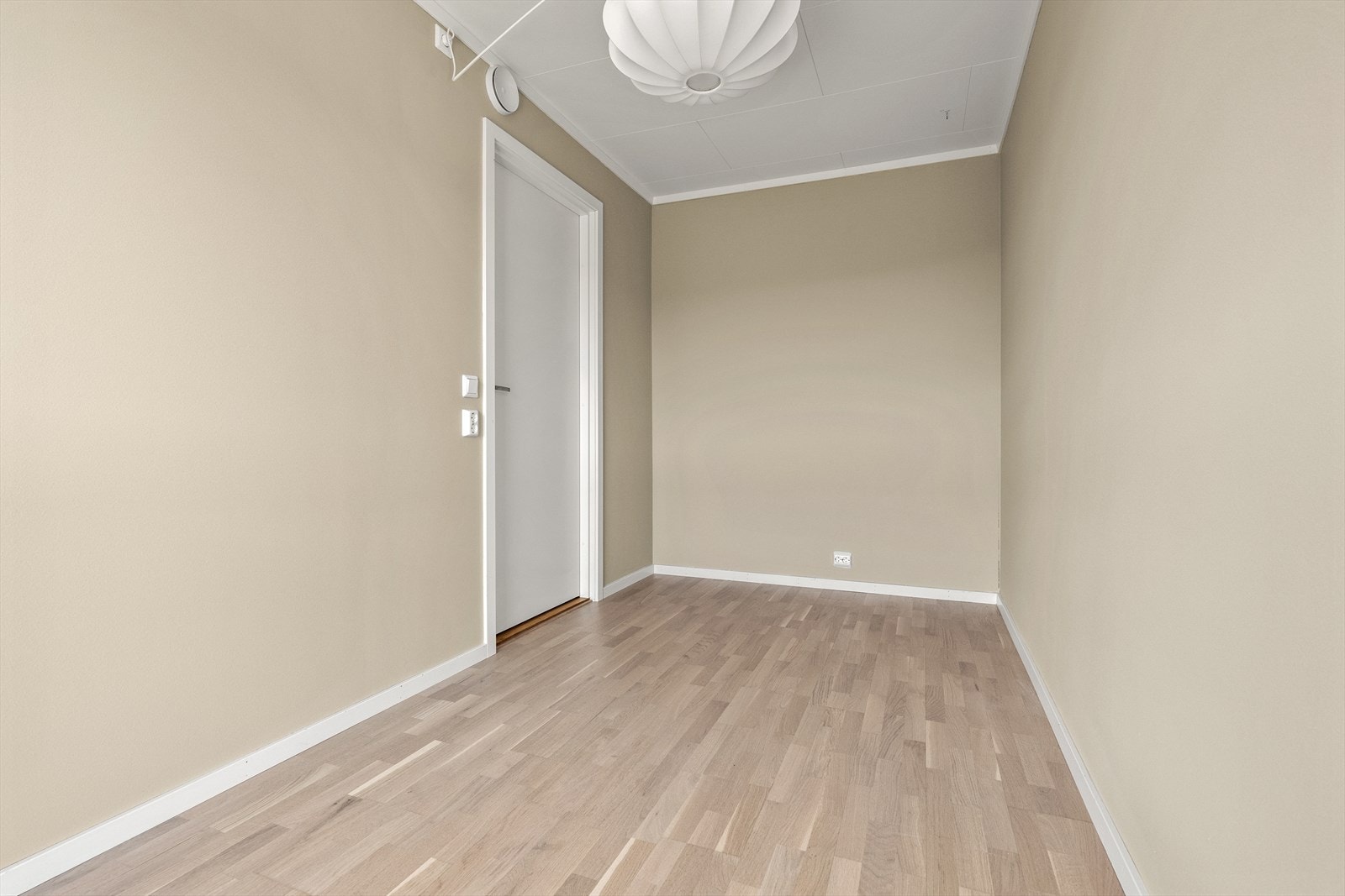 Rommet passer godt som barnerom, gjesterom eller kontor. Galleribilde