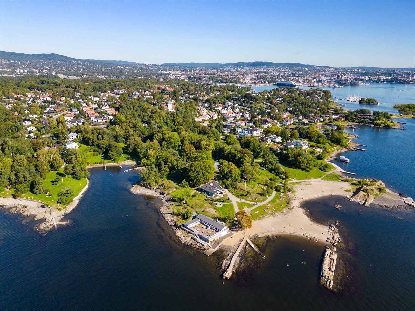 Det er gangavstand til flotte turmuligheter langs Frognerkilen og ut til Bygdøy. Galleribilde