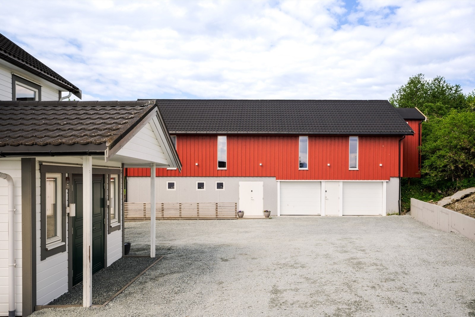 Dette er en stor fordel både i privat bruk og ved eventuell bruk av forsamlingslokalet. Galleribilde