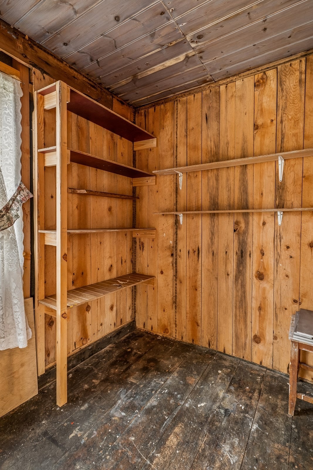 Praktisk bodplass i annekset. Galleribilde