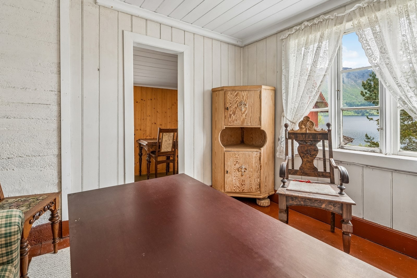 Annekset har eldre, enkel standard og er i hovudsak uisolert. Galleribilde