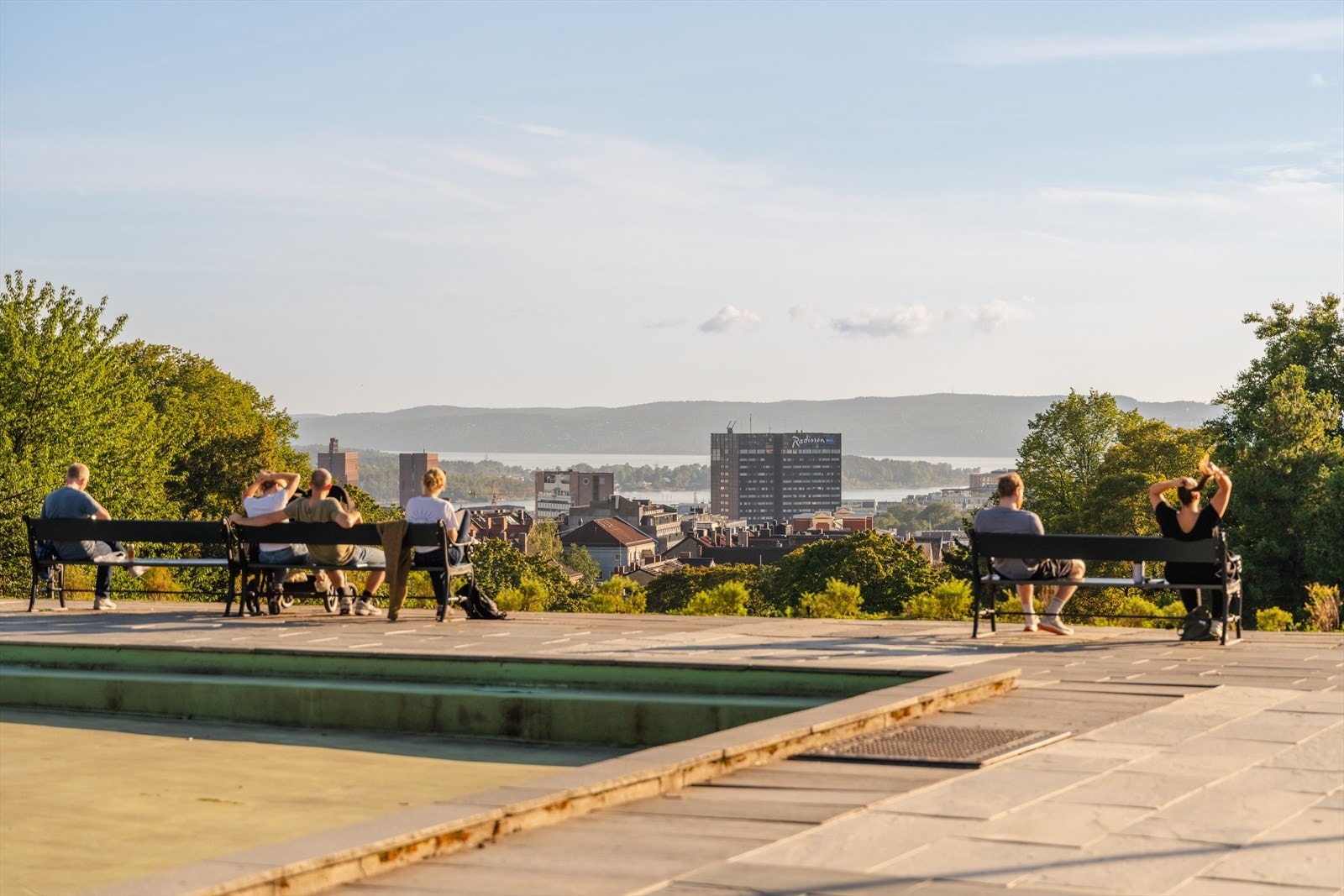 Fra toppen av St. Hanshaugen kan man nyte en flott utsikt over Oslo. Galleribilde