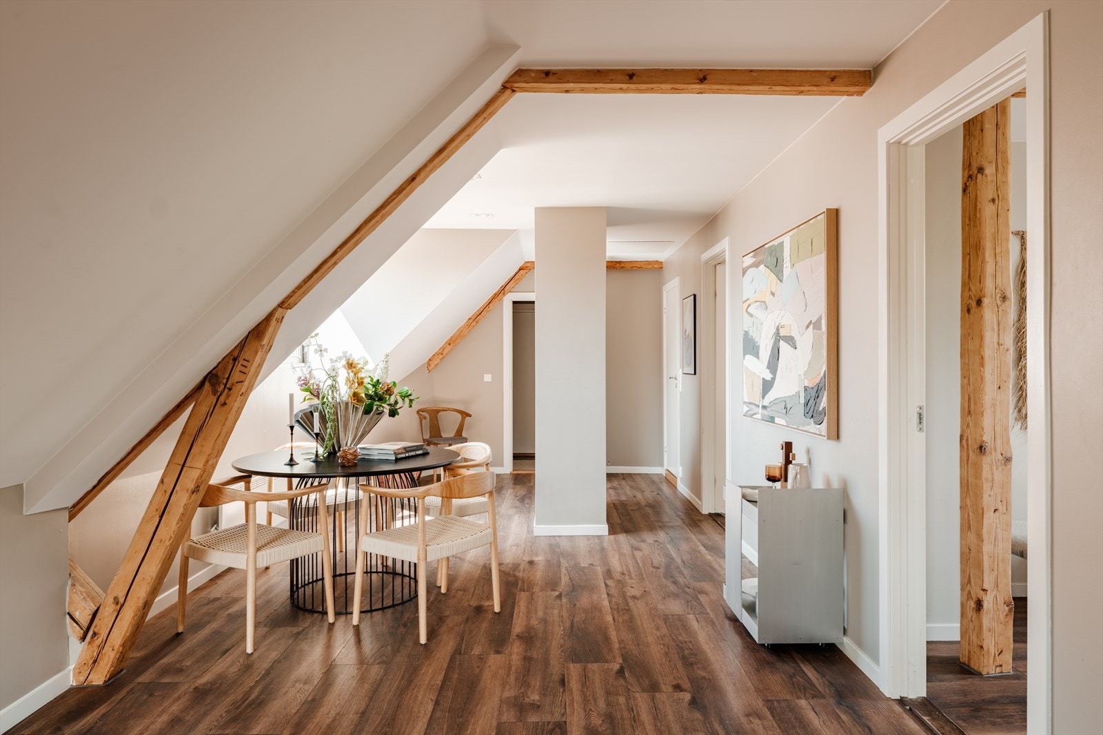Leiligheten har en god flyt mellom de ulike sonene. Galleribilde