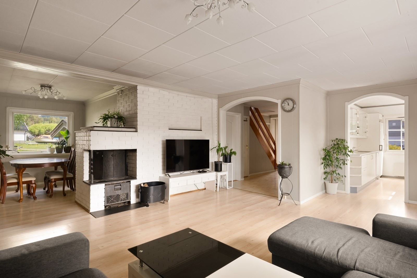 Vedovn på stuen. Galleribilde