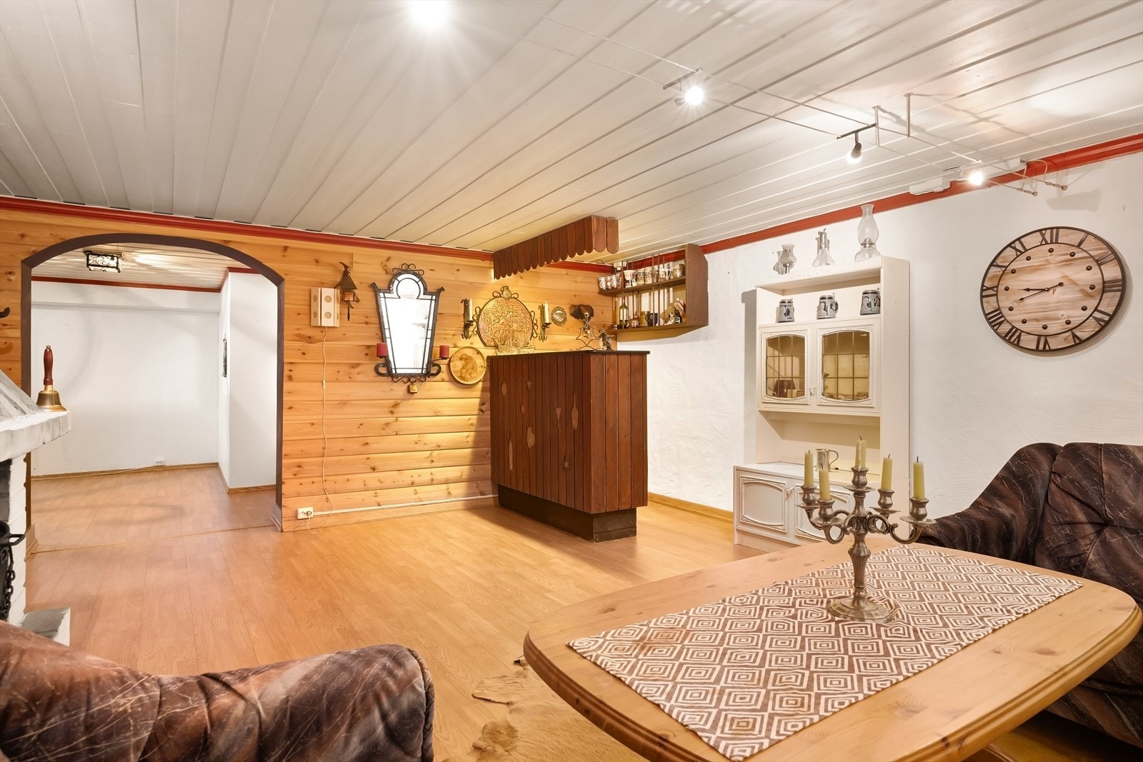 Kjelleren er målt til 74 m². Galleribilde