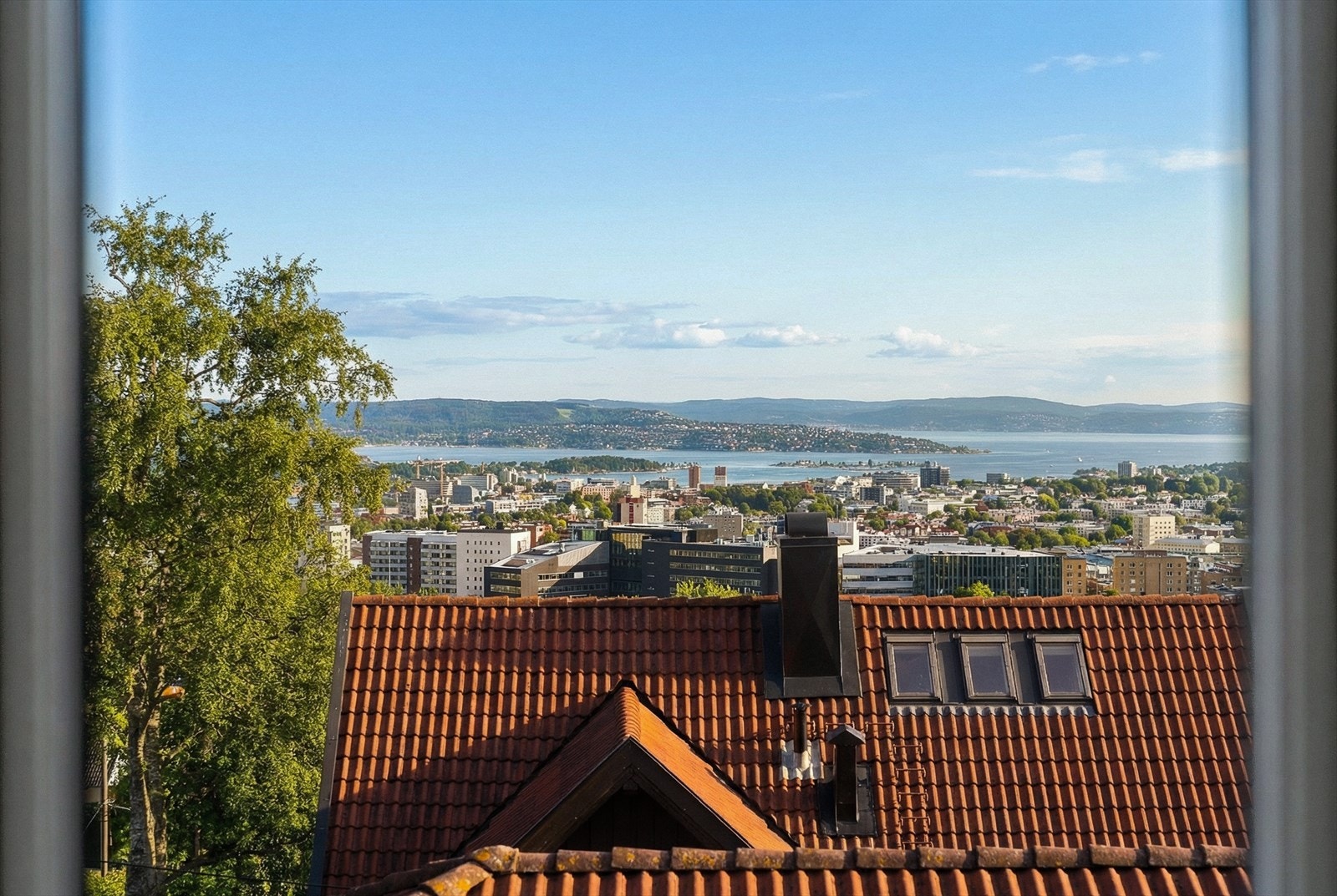 Spektakulær utsikt fra vinterhagen Galleribilde