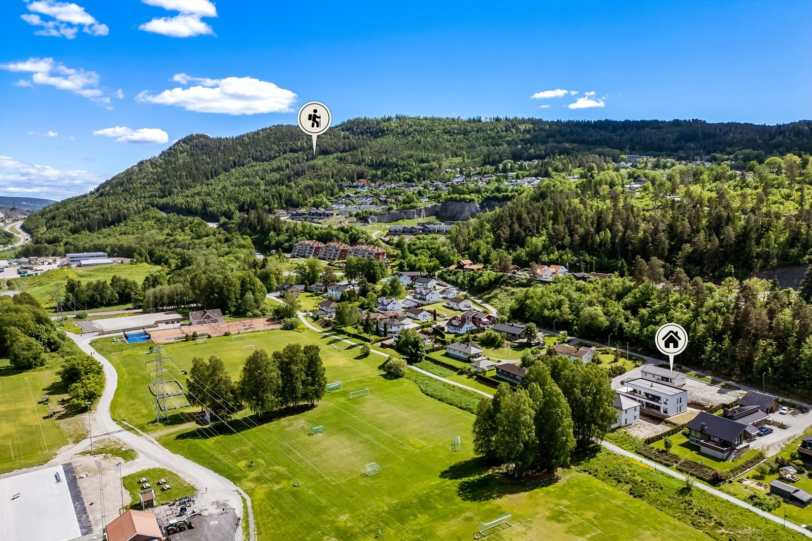 For den turglade er det umiddelbar nærhet til skog og mark med gode turmuligheter. Galleribilde