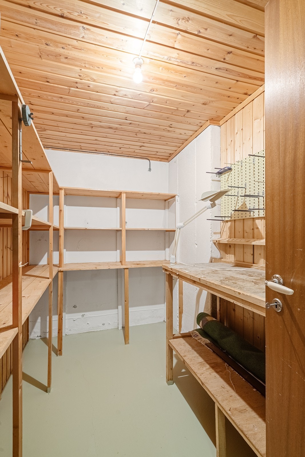 Lagerrom/bod Galleribilde