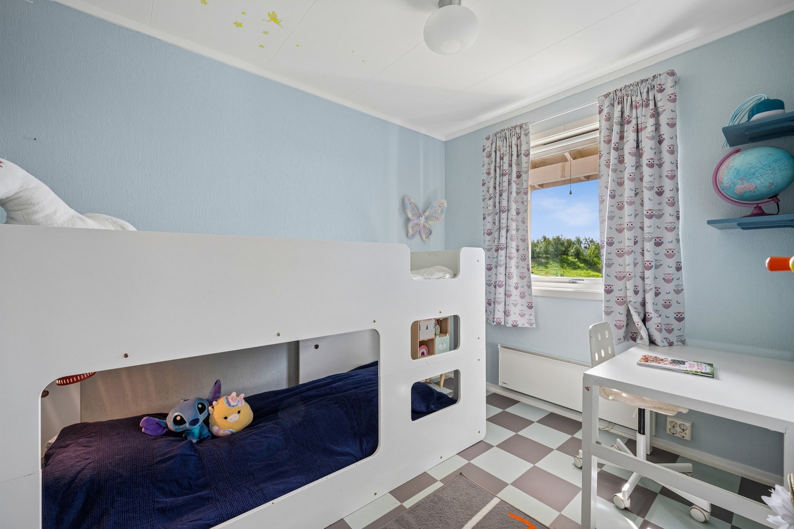 Soverom som egner seg godt som barnerom. Galleribilde