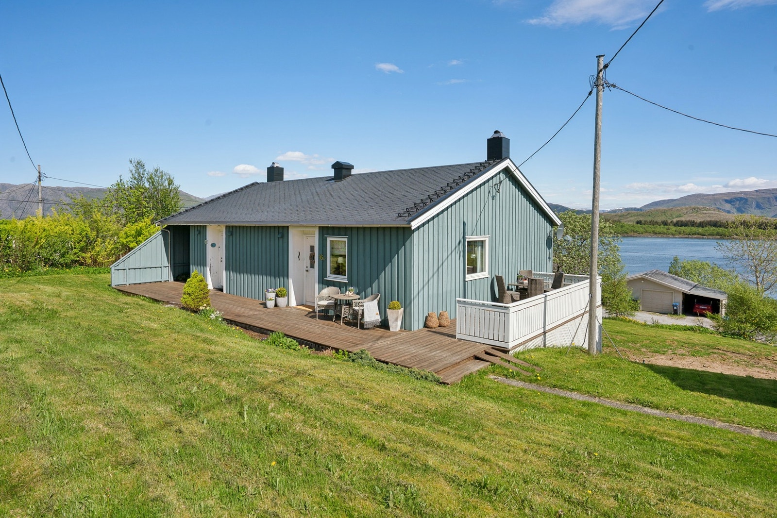 EiendomsMegler1 presenterer Røsslyngveien 16C! Galleribilde
