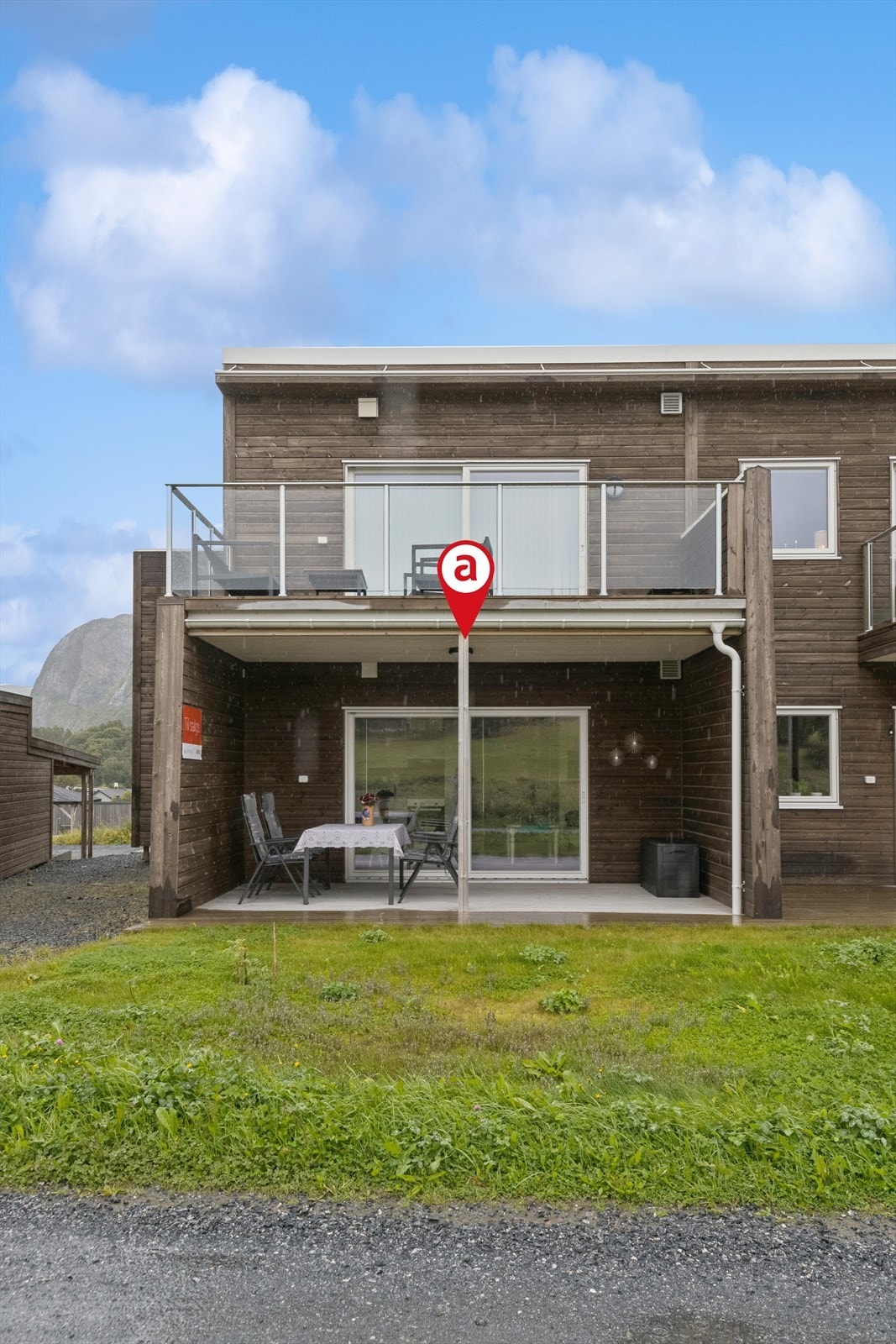 Romslig terrasse på ca. 18 kvm. Galleribilde