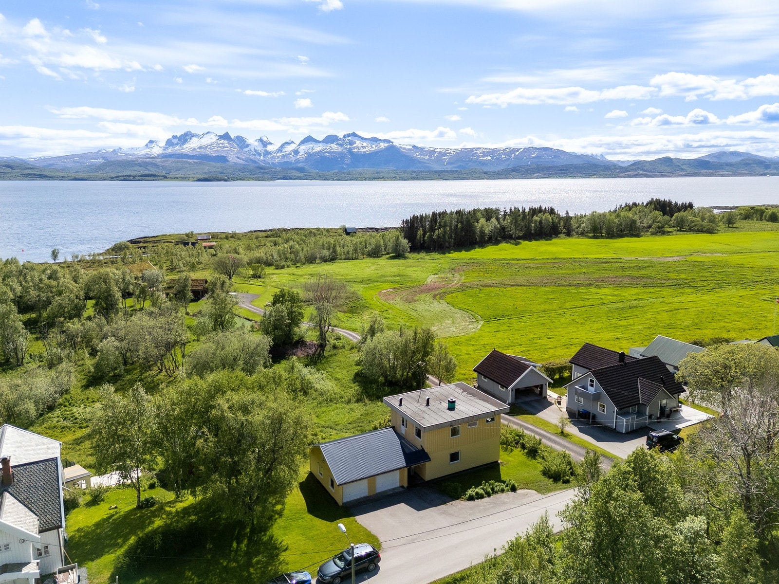 Velkommen til Fenesveien 76 (Foto: LEEL Media) Galleribilde