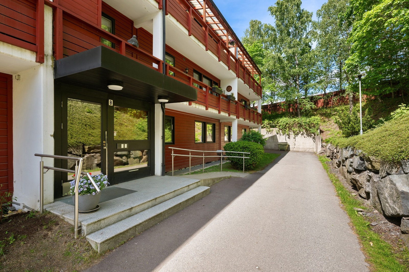 Hyggelig inngangsparti. Galleribilde
