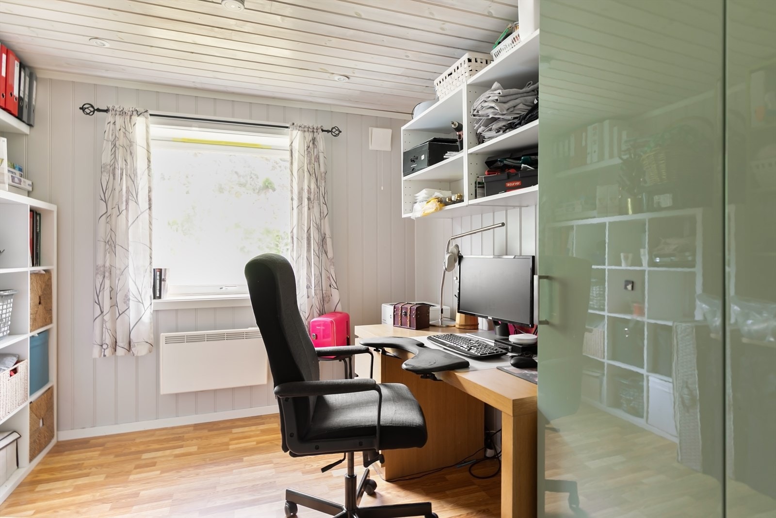 Soverom som benyttes som kontor Galleribilde