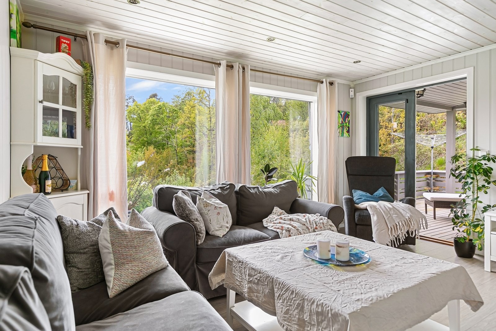 Stue med downlights Galleribilde