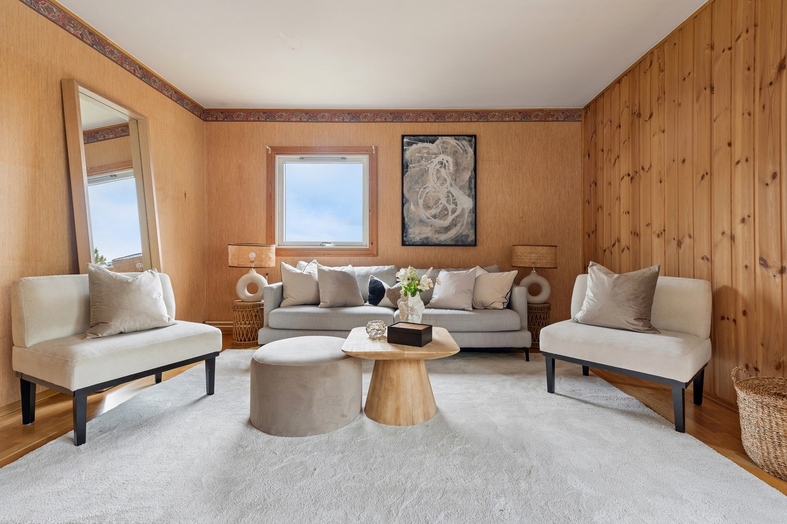 Det er god plass til sittegruppe og det du ellers måtte ønske. Galleribilde
