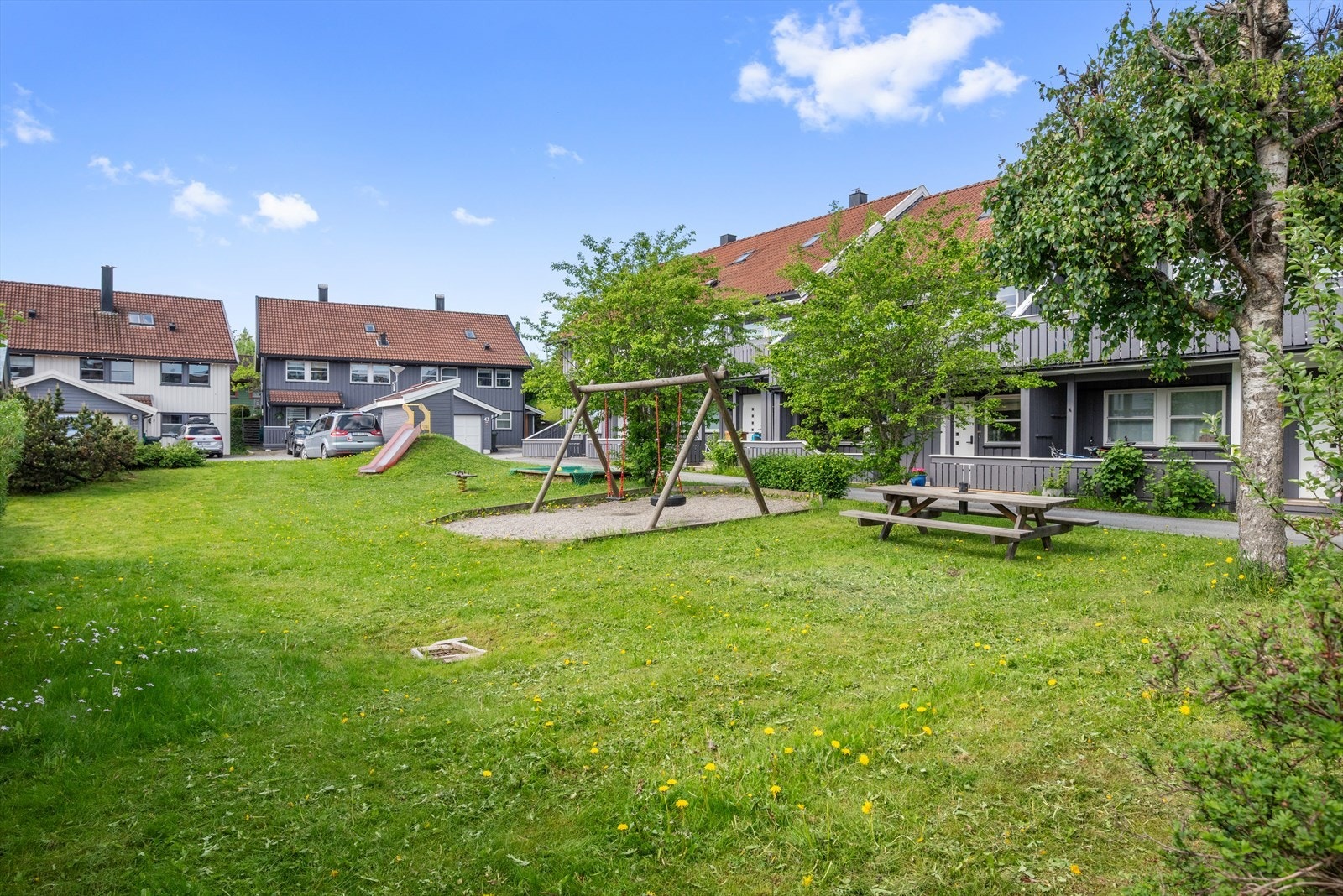 Ute Galleribilde