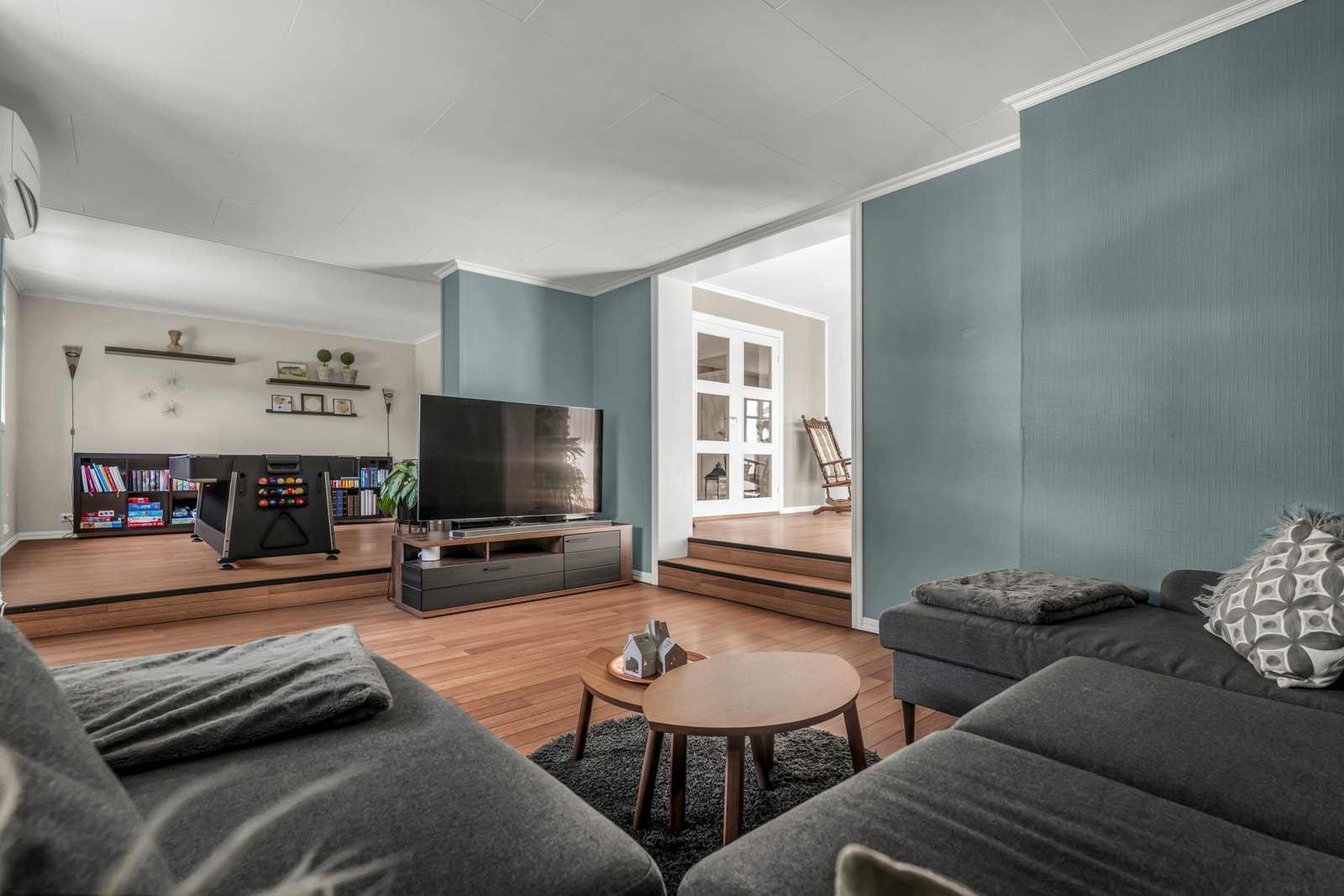 Tilbygg til stue med tv-stue Galleribilde