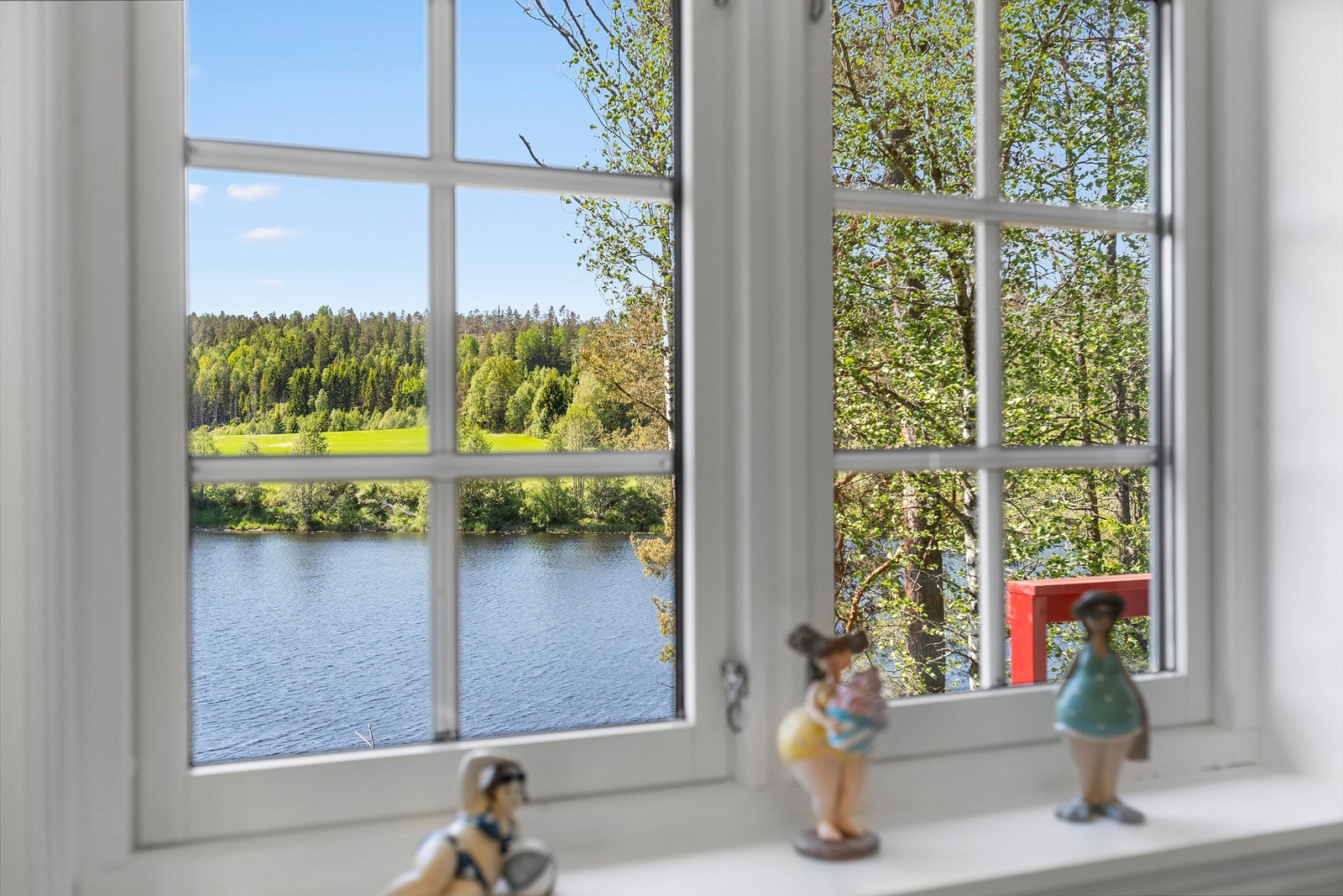 Utsikt fra et av vinduene i hytta. Galleribilde