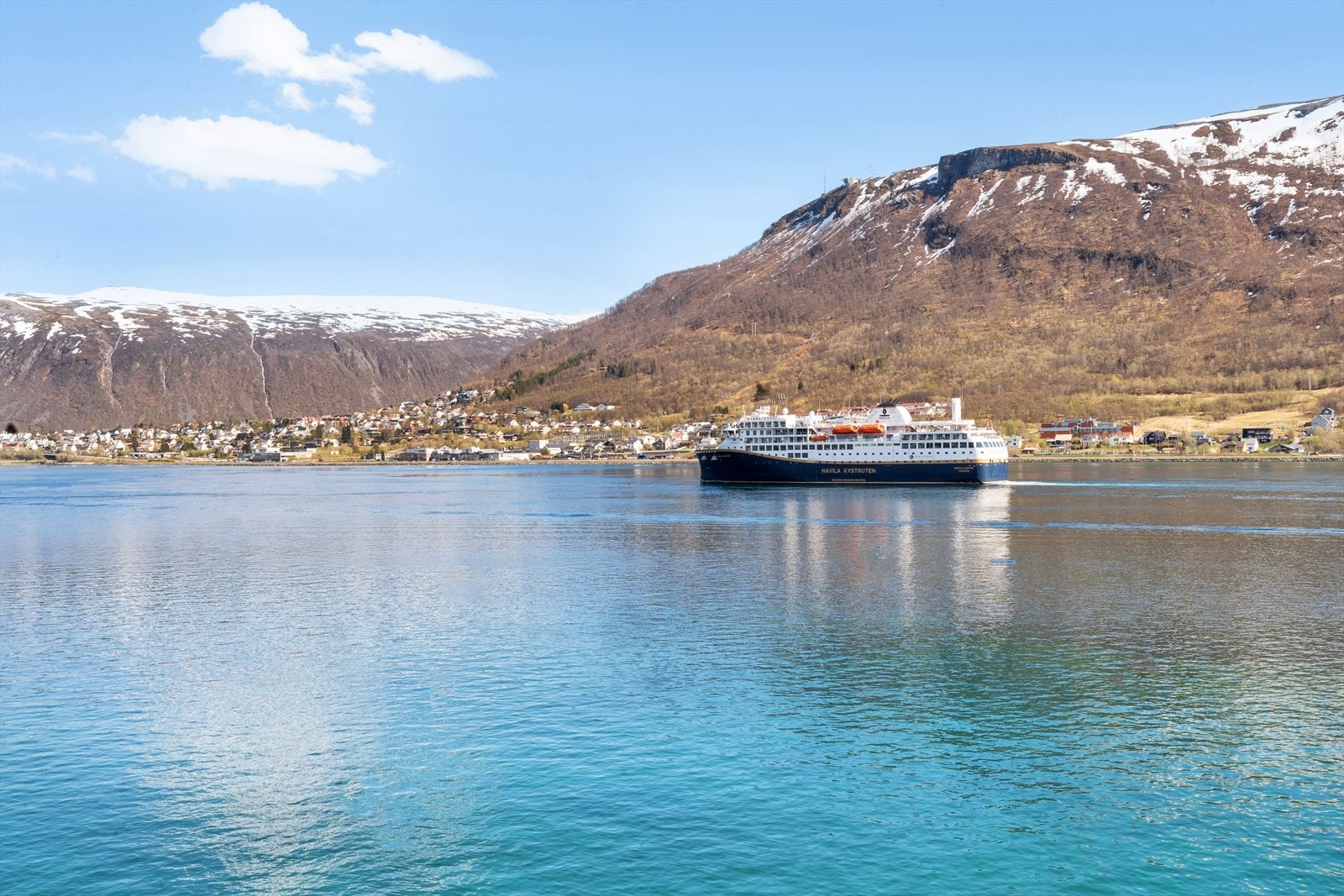Fantastisk sjøutsikt over sundet til fastlandet! Galleribilde