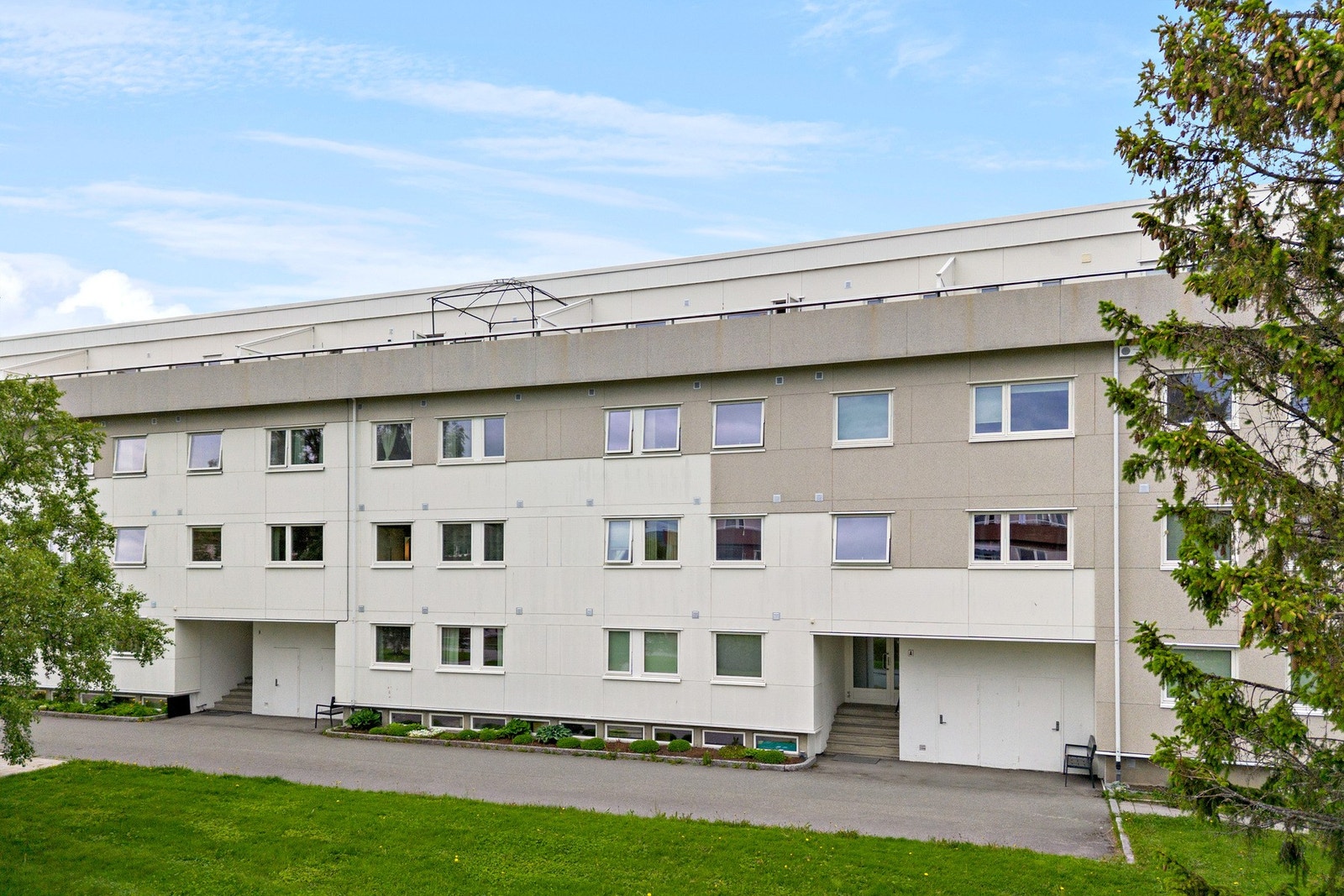 Vinduer ble byttet så sent som i 22/23. Galleribilde