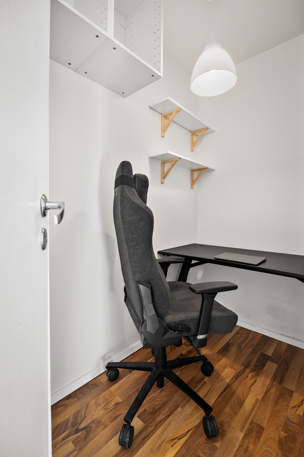 Innenfor soverommet er det innvendig bod. Galleribilde