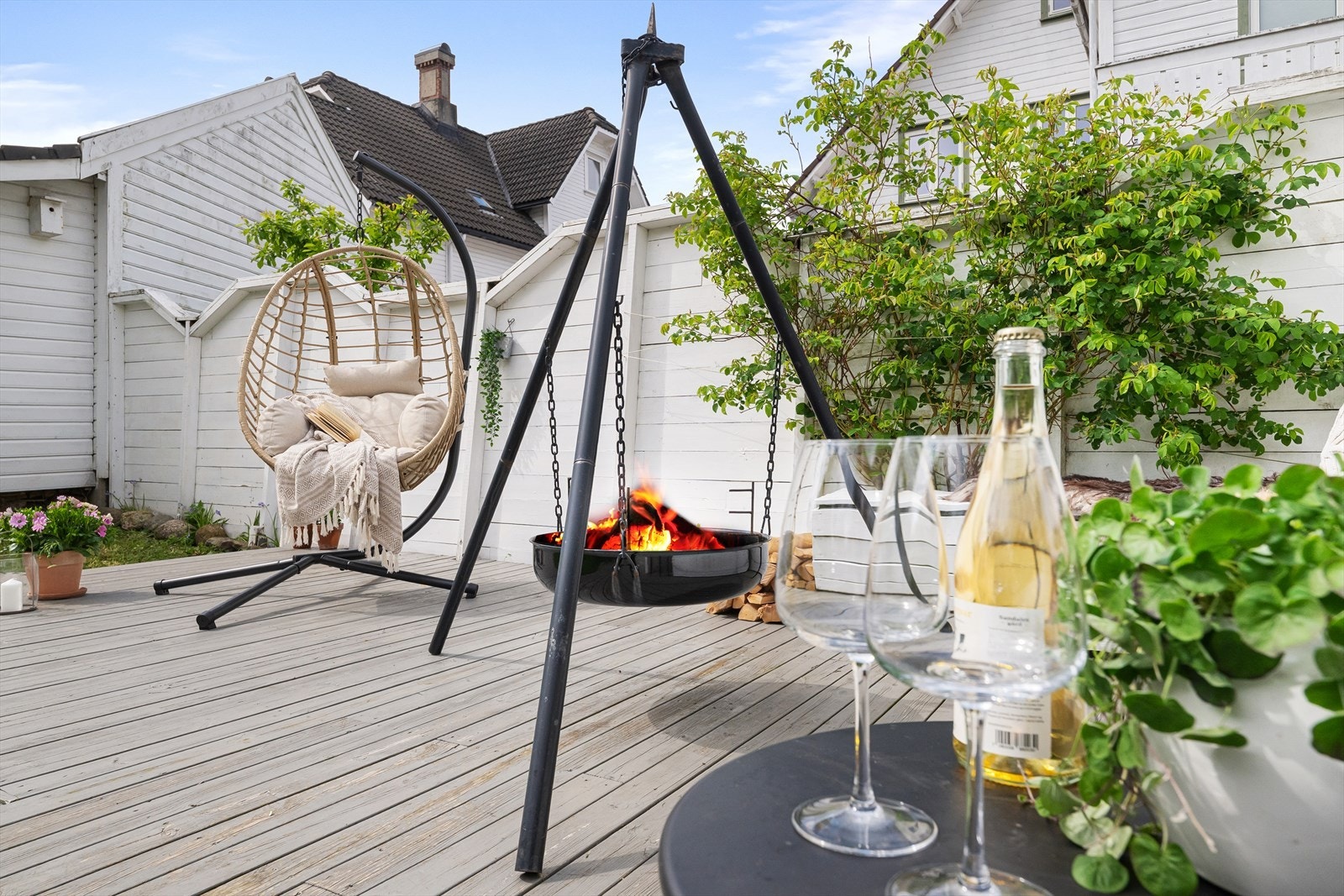 Bålpanne for ekstra hygge på uteplassen. Galleribilde