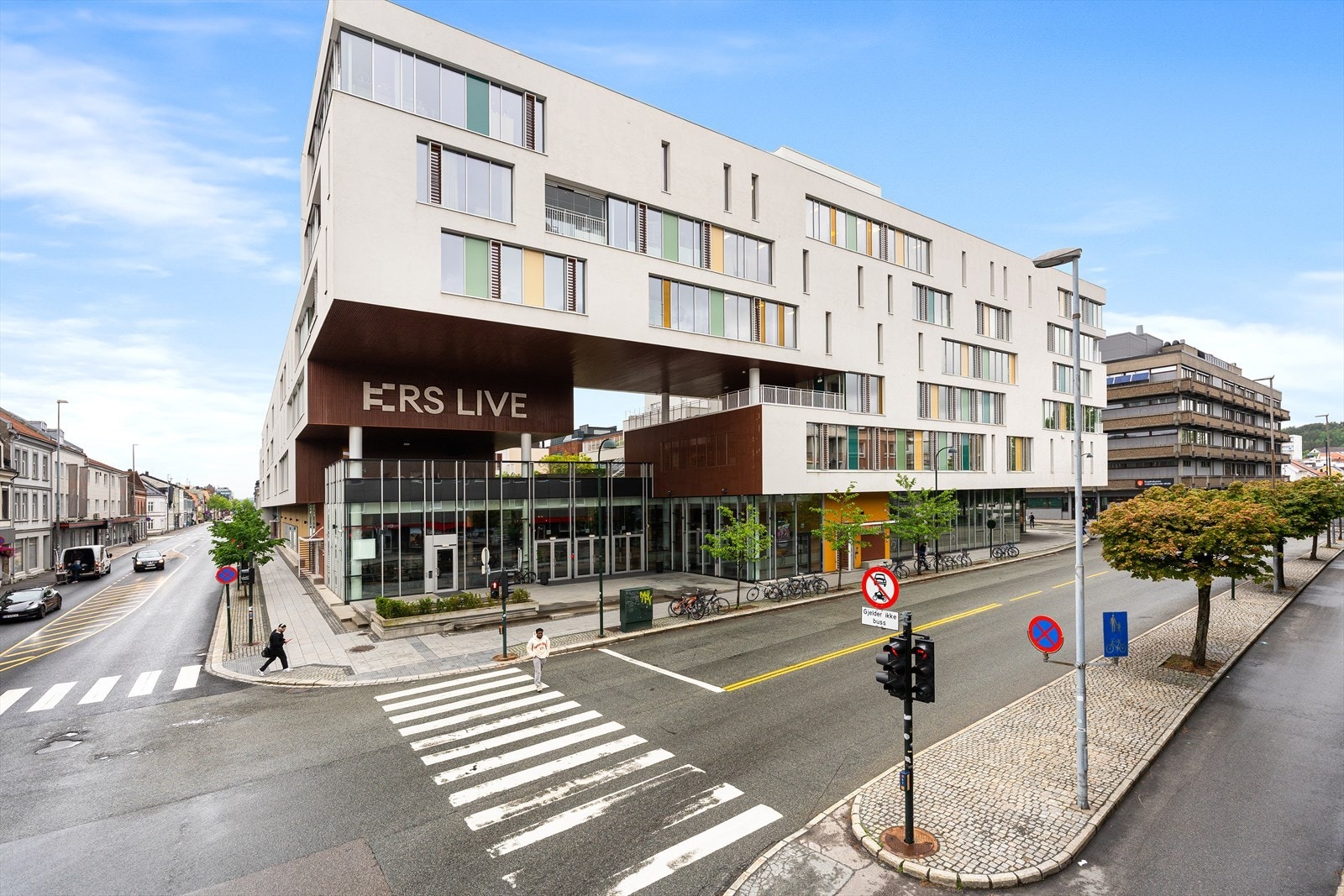 Q42 ligger fint til i Kvadraturen med gangavstand til alt av servicetilbud Galleribilde