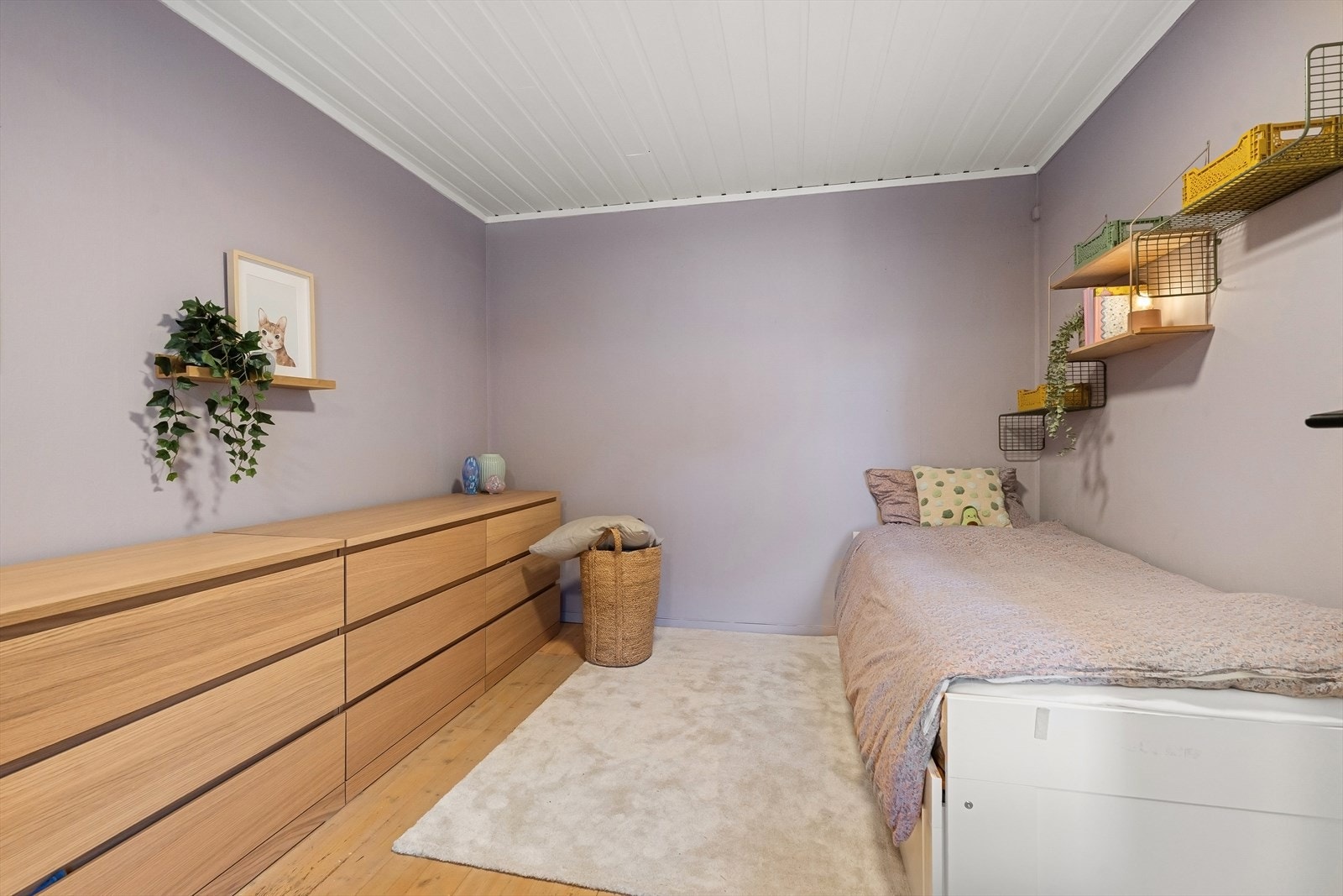 Rommet er i dag innredet med to enkeltsenger. Galleribilde