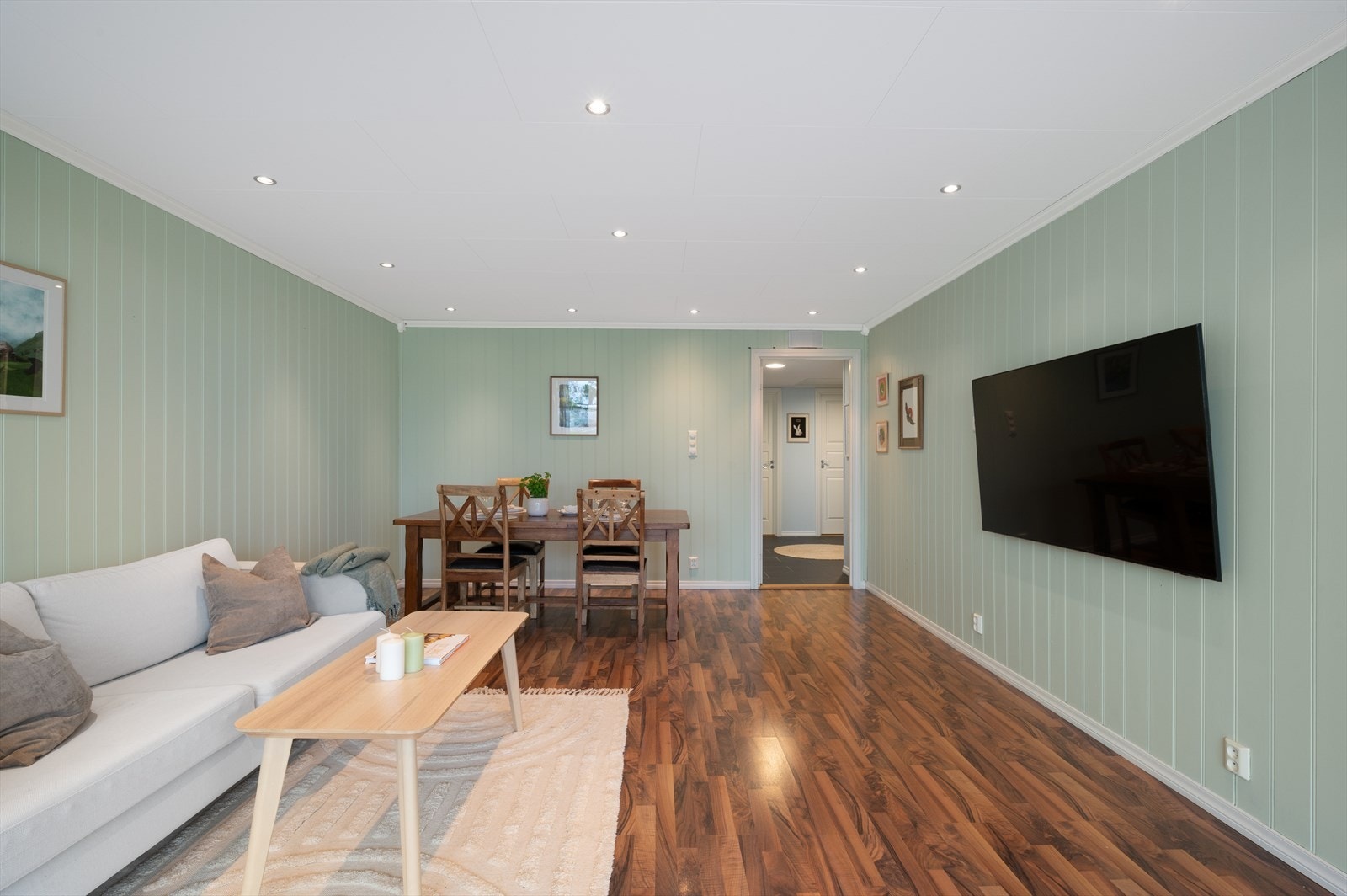 - Stuen måler hele 23,9 m² - Galleribilde