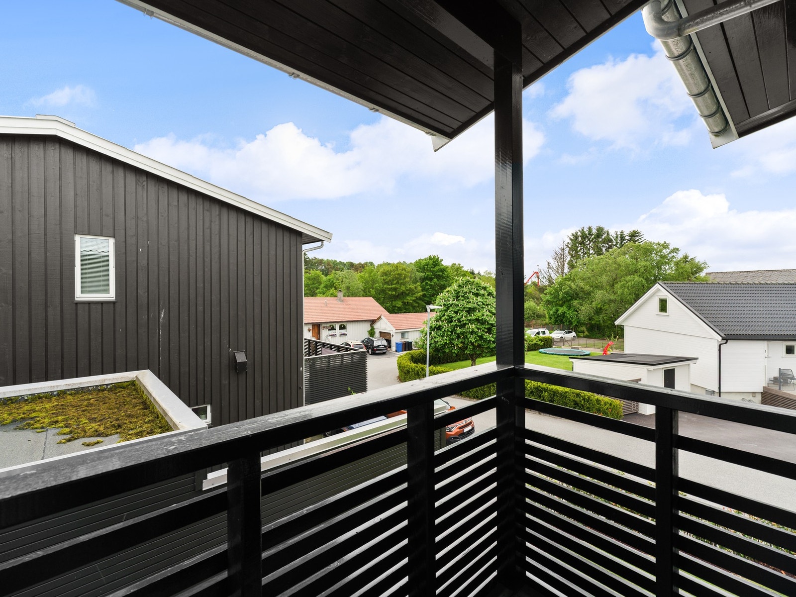 Fra loftstuen er det utgang til en balkong. Galleribilde