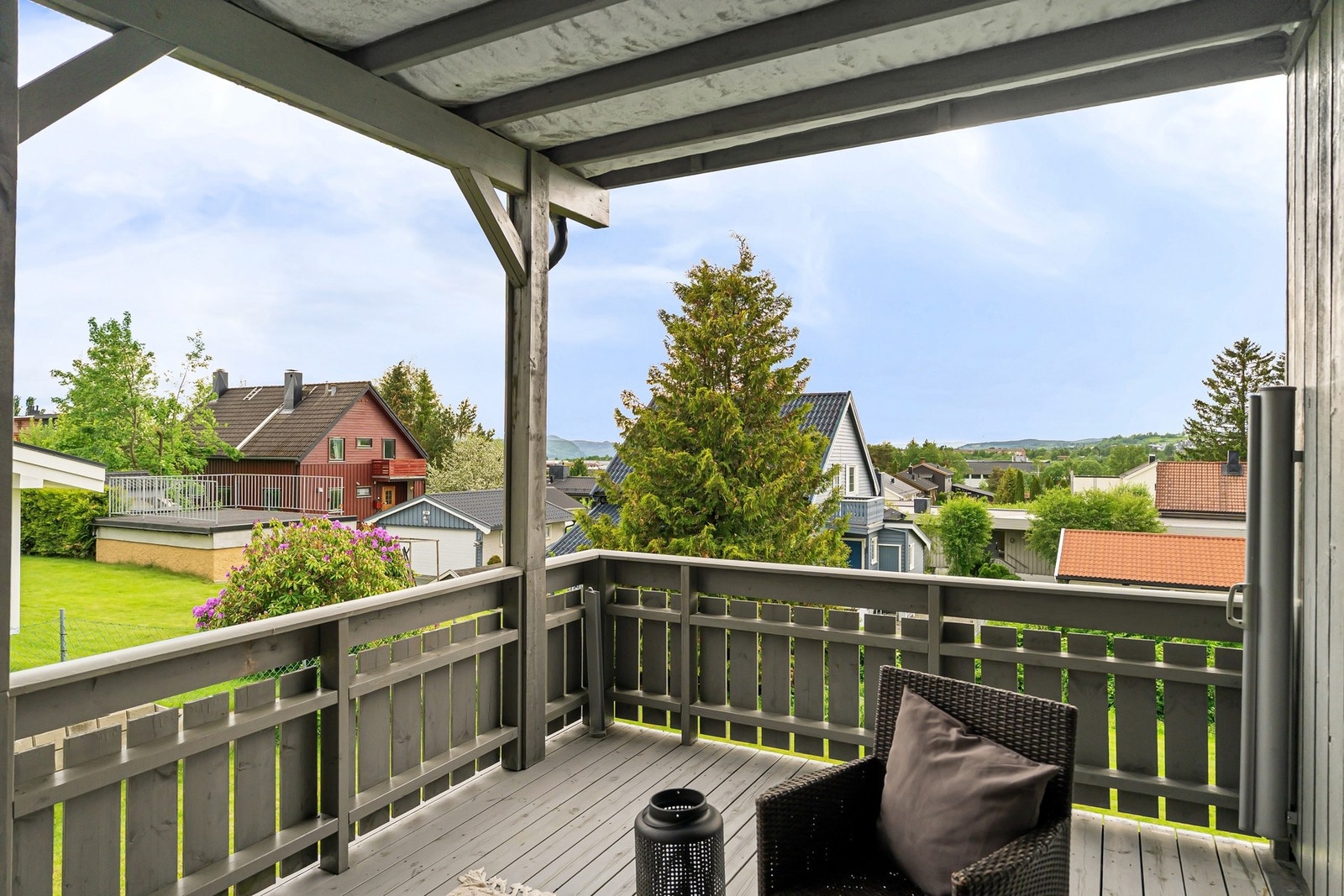 Gode muligheter for å innrede med ønsket utemøblement. Galleribilde