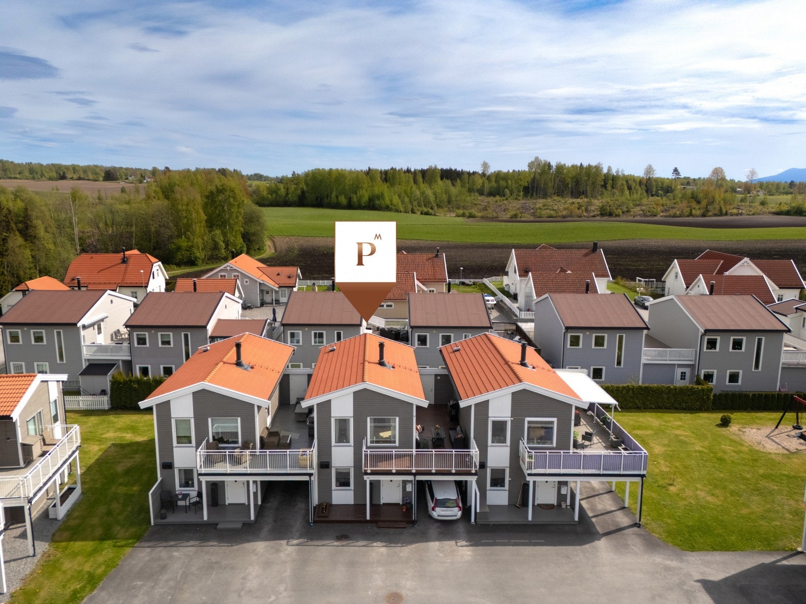 Boligen ligger i et meget attraktivt område i Ottestad/Sandvika. Galleribilde