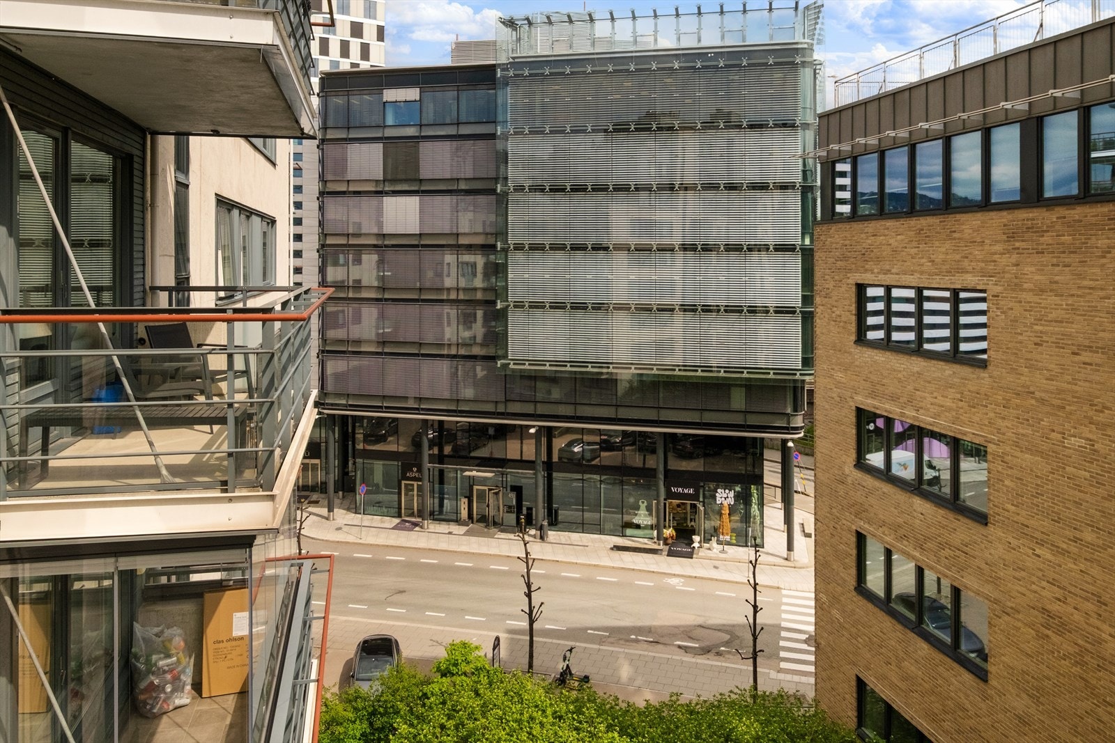 Her bor du et steinkast unna alt av servicetilbud Galleribilde