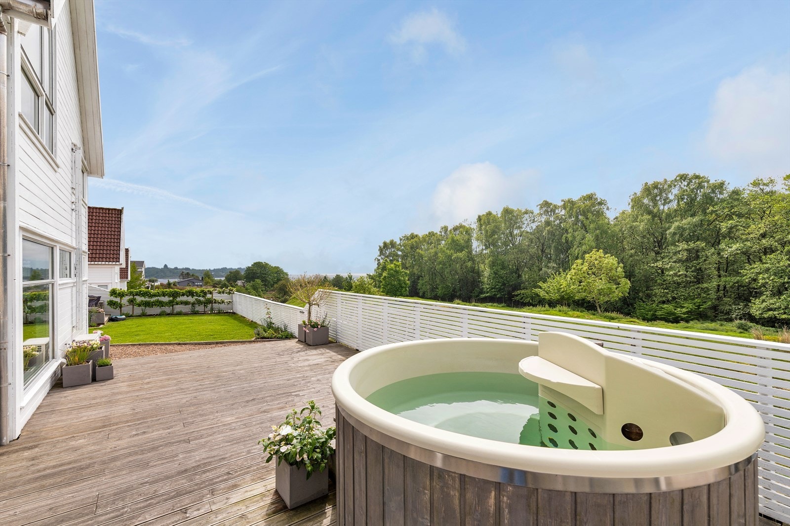 Terrasse - fantastiske både sommer som vinter Galleribilde