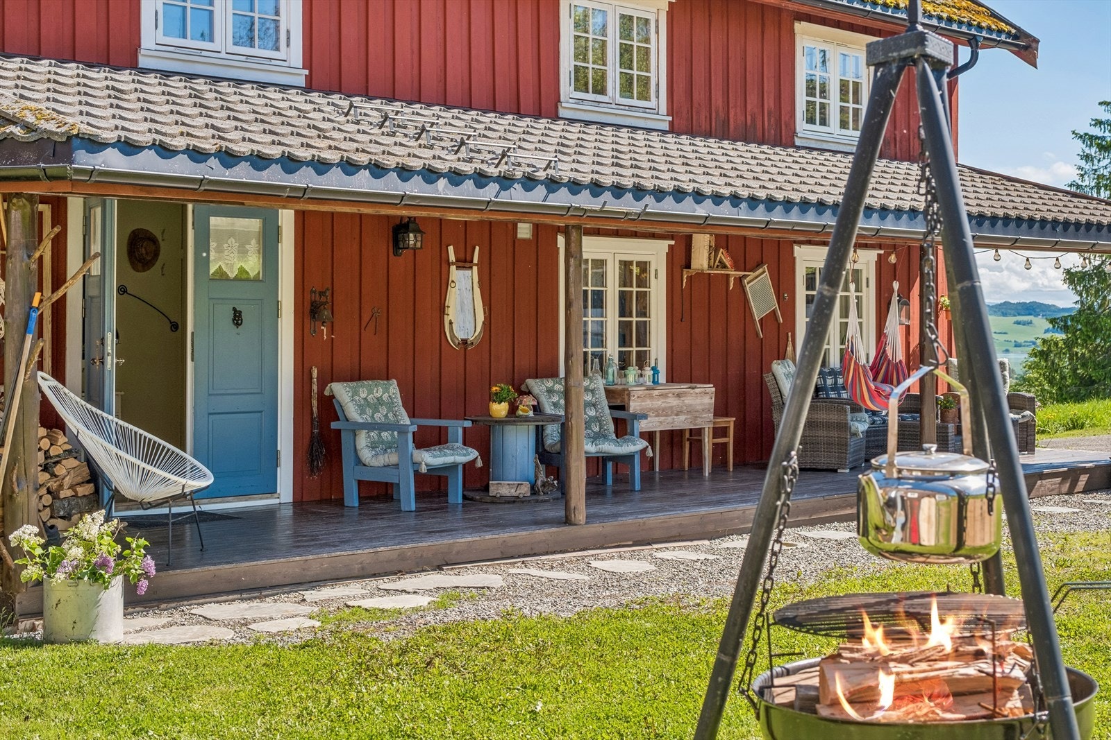 Overbygd uteplass Galleribilde