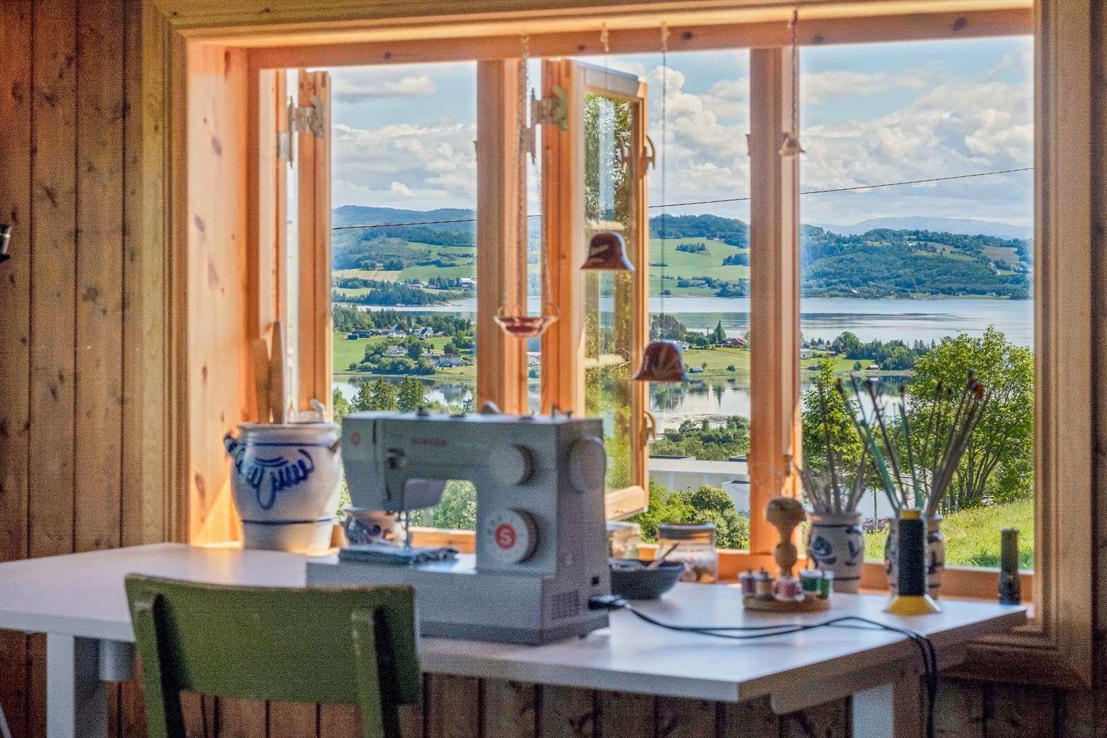 Fantastisk utsikt mot fjorden og Straumen Galleribilde
