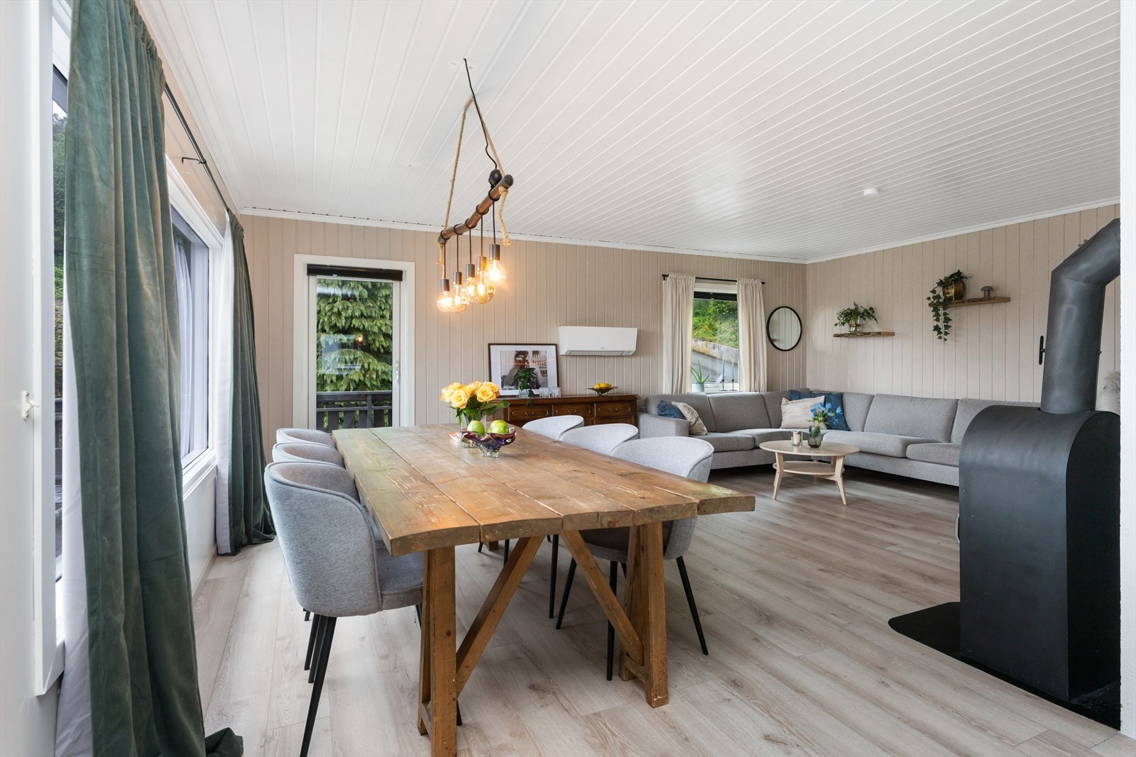 Gode vindusflater slipper inn godt med naturlig lys Galleribilde