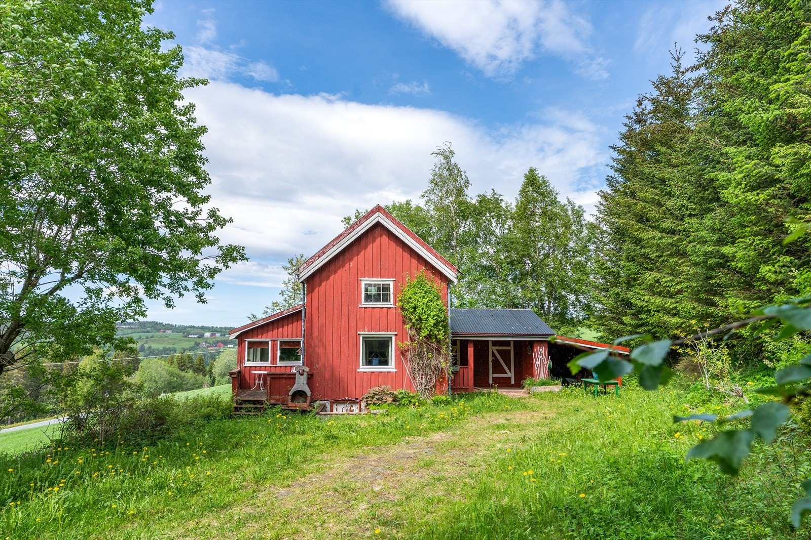 Tomta er på hele 1 053,4m²! Galleribilde