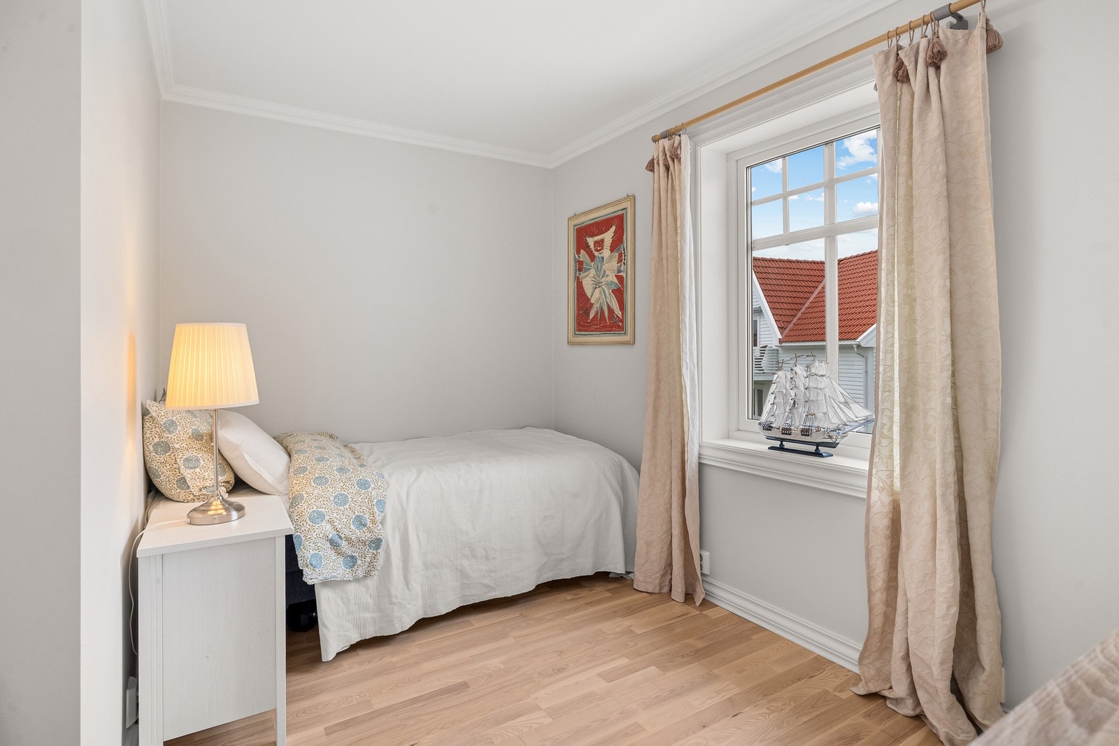 Kontor som i dag blir benyttet som soverom. Galleribilde