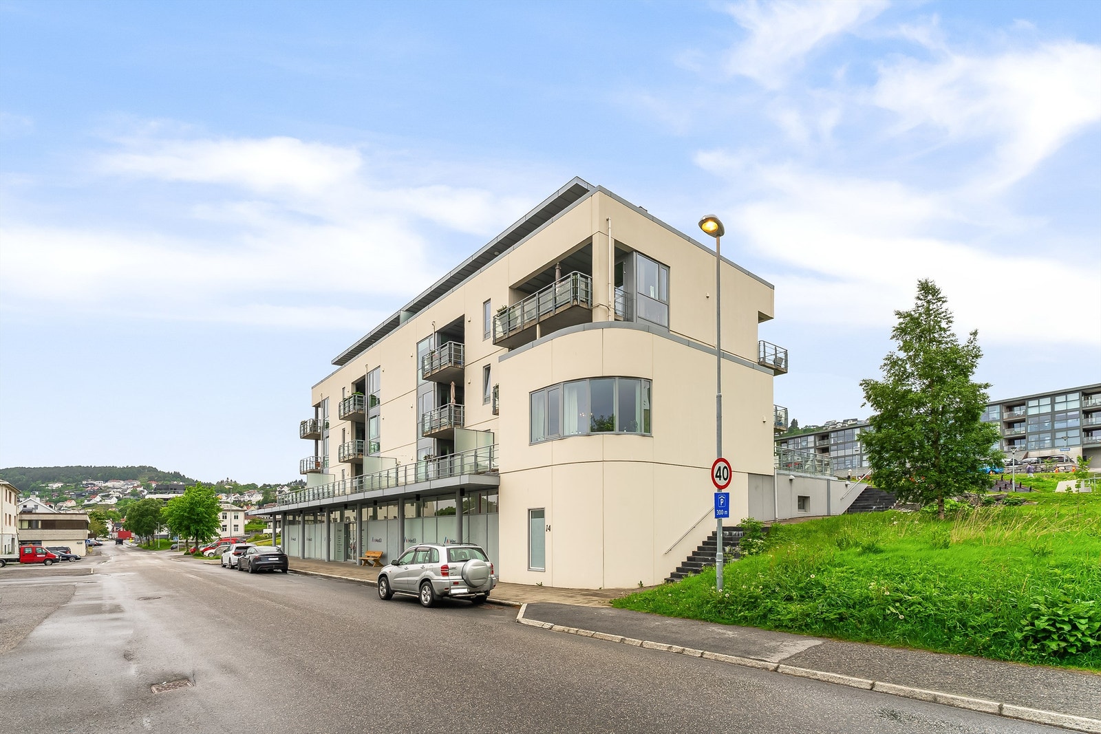 Velkommen til Bjørndalvegen 14! Presentert av Brynjar Skår Bergesen i Møremegling. Galleribilde