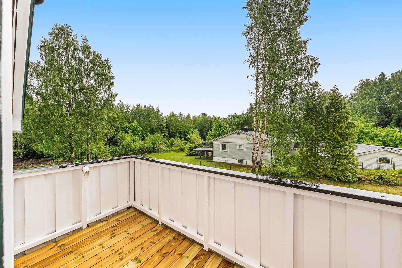 Balkongen har gode solforhold og vender mot rolige omgivelser. Galleribilde