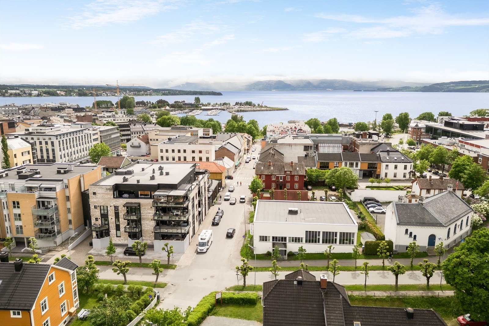 Her bor du meget sentralt med kun noen hundre meter ned til gågata. Galleribilde
