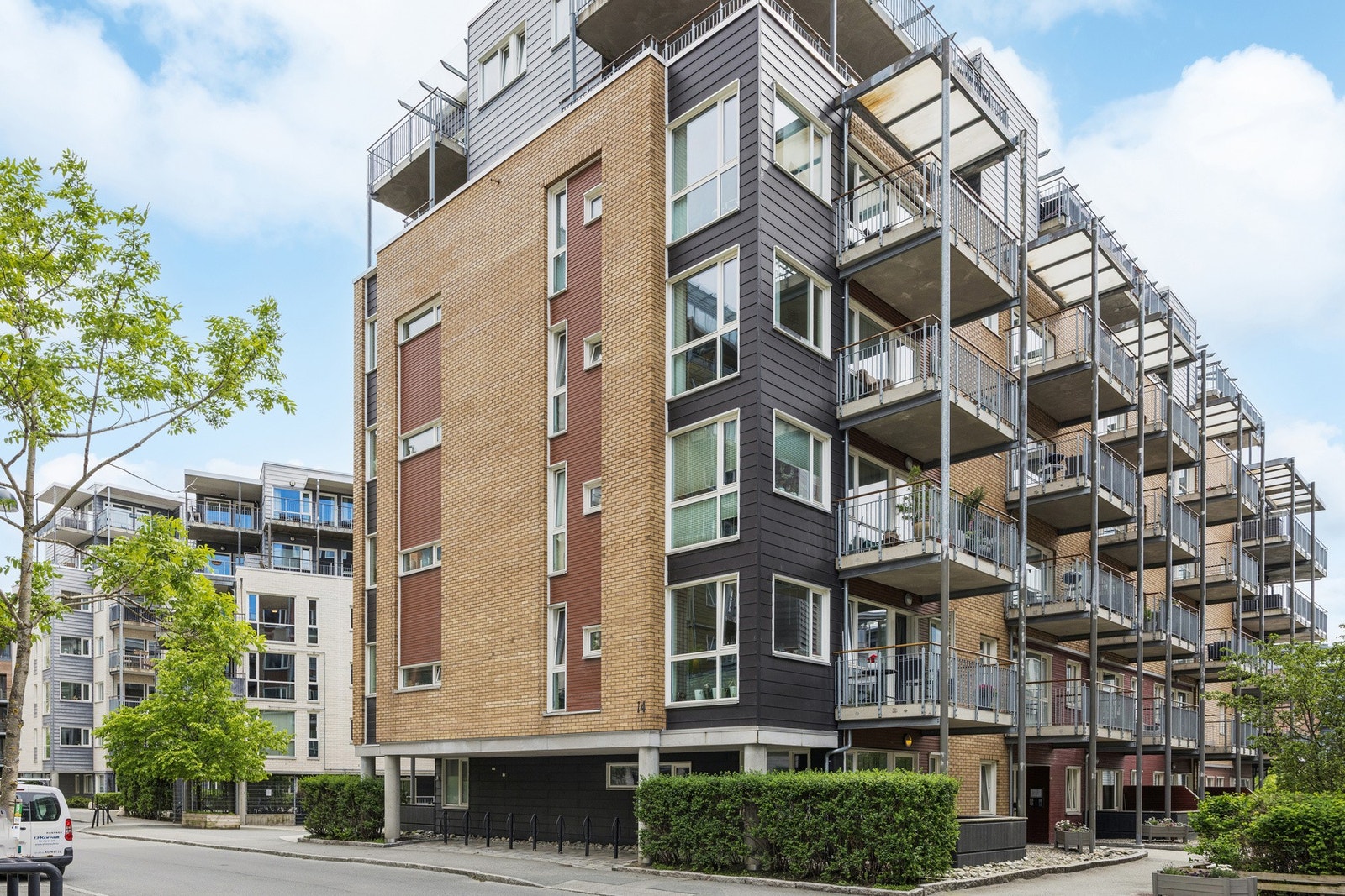 Leiligheten har gangavstand til alle byens fasiliteter. Galleribilde