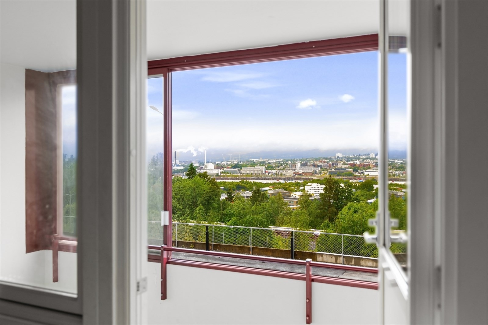 Her får du en fantastisk utsikt over Oslo, både fra stuen og balkongen. Galleribilde
