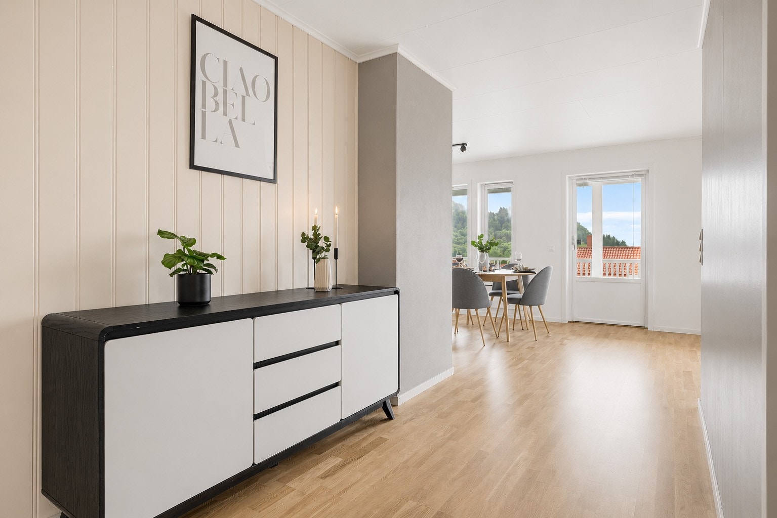 Gang mot stue Galleribilde